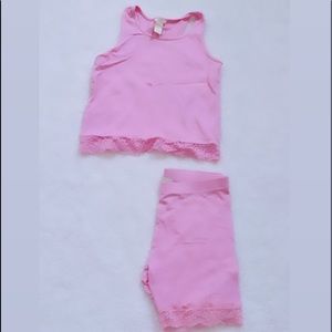Girls Forever 21 pink biking short set